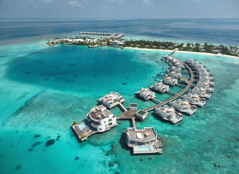 luxury MALDIVES RESORTS THAT ARE 5 STAR